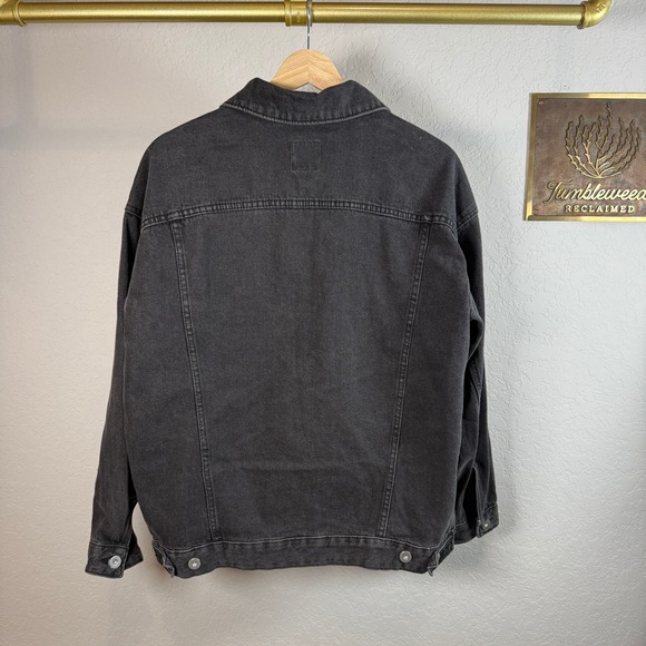 Wild Fable Womens Washed Black Denim Trucker Jacket XS Relaxed Fit 100% Cotton - Picture 7 of 7